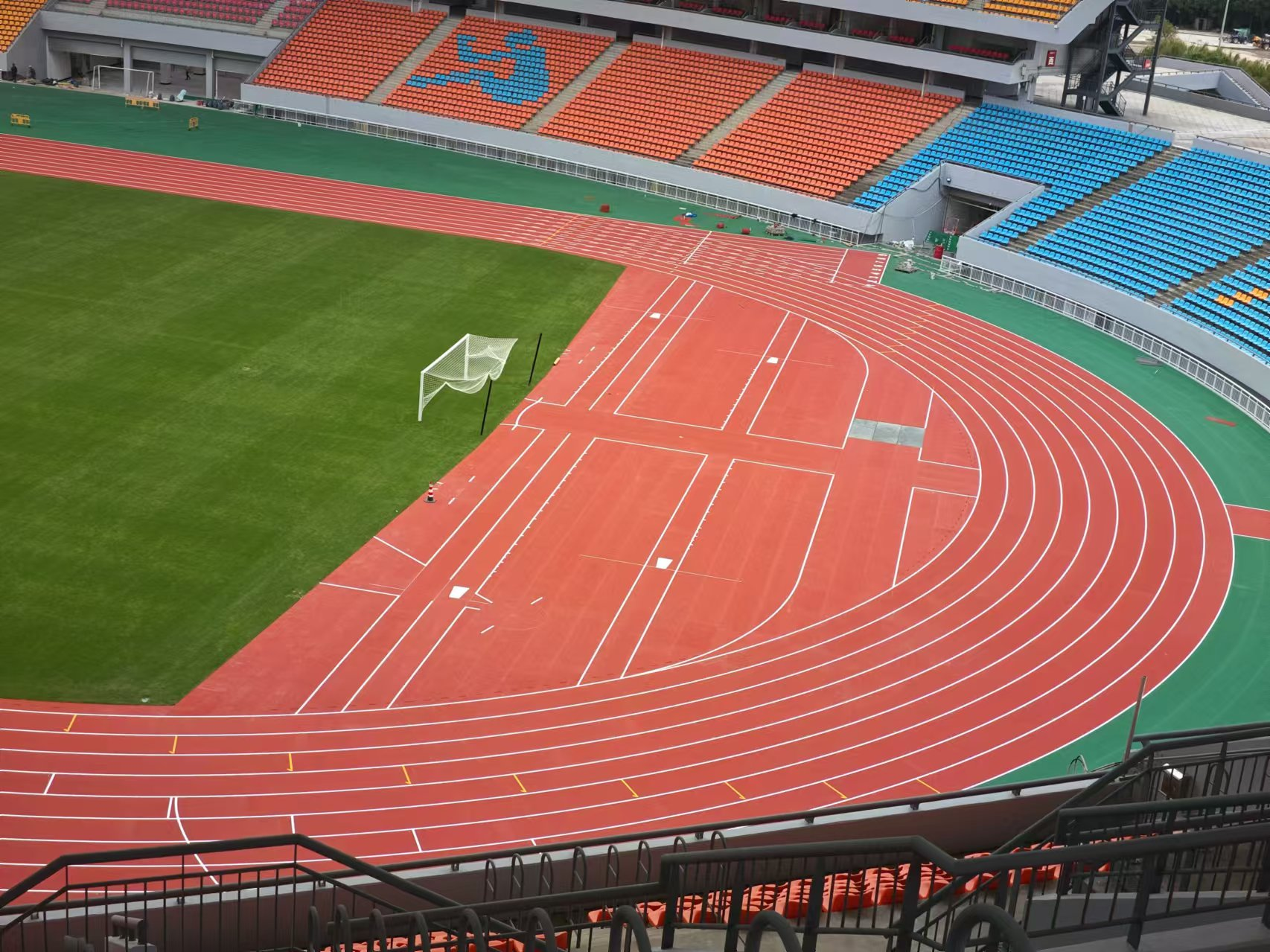 Construção de pista de corrida pré -fabricada.png